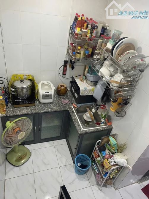 CHỈ NHỈNH 3 TỶ!!! NHÀ NHỎ TRẦN VĂN ĐANG, QUẬN 3, NGANG 6M, TRỆT 2 LẦU – KINH DOANH TỐT - 2