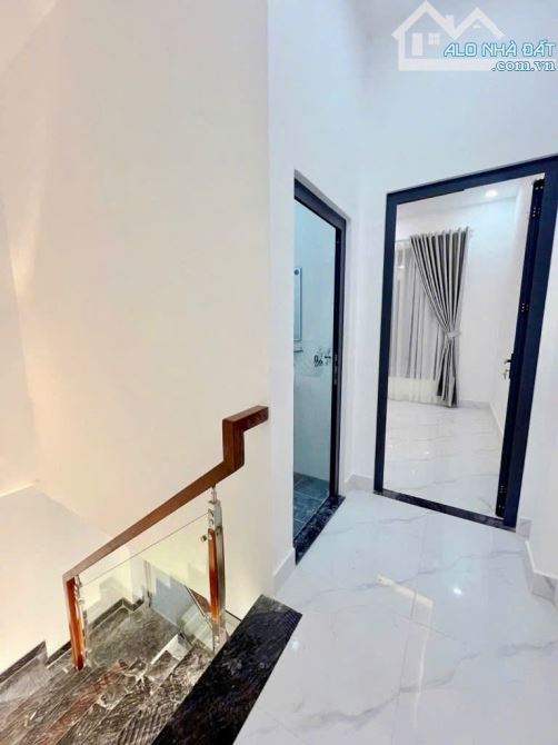 🏡TRUNG TÂM LÊ VĂN QUỚI–HẺM 5M XE HƠI ĐỔ CỬA– SÁT NGÃ TƯ BỐN XÃ-44M2(4x11)-NỞ HẬU-CÒN 4.4T - 2