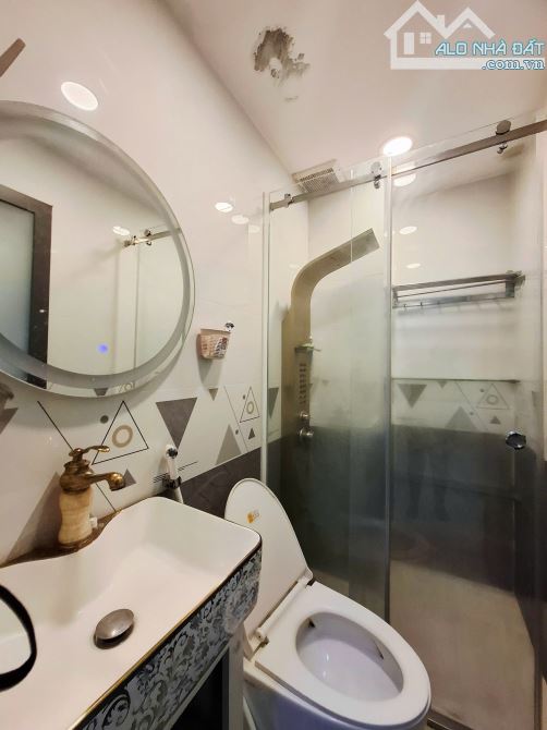 🏡 BÁN NHÀ 5 TẦNG – NGAY CHỢ HOA & PHỐ ẨM THỰC HỒ THỊ KỶ - TT QUẬN 10 – CHỈ 8.48 TỈ - 2