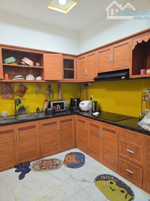 Dương Quảng Hàm Gò Vấp, hẻm xe hơi 8m, Dt 50m2, 5 tầng 4Pn, full nội thất, giảm còn 9,9 tỷ - 2