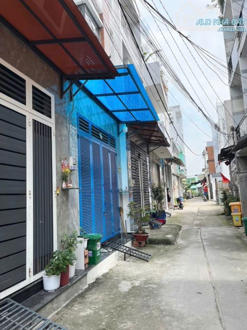 1/ Hương Lộ 2 nhà mới về ở ngay, 4x11, 3 tầng , hẻm xe hơi tới nhà - 2