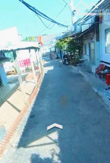 BÁN CĂN NHÀ 1 SẸC TÂN HIỆP 4 – HÓC MÔN – SỔ HỒNG RIÊNG – 2 PHÒNG NGỦ – CHỈ 787 TRIỆU - 2