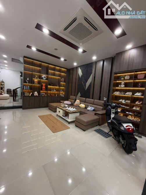 Bán nhà mặt tiền đường Phạm Huy Thông P6, quận gò vấp - 2