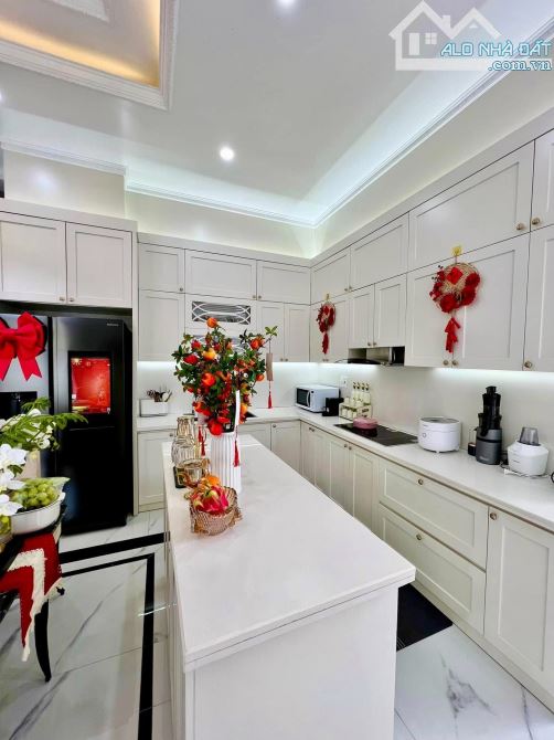Trung Tâm Đống Đa - 50m2 x 5 Tầng - MT 8m - Vài Bước ra Ô Tô - 2