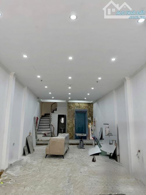 🔥 Phân Lô Vỉa Hè Kim Đồng - Giải Phóng – 70m² – 6T Thang Máy – Ô Tô Tránh – Giá 26.8 Tỷ - 2