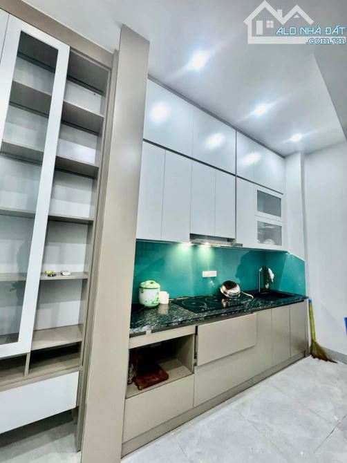 Dương Quảng Hàm, Cầu Giấy, ngõ thông, kinh doanh nhỏ, ba gác tránh xe máy, 8.9 tỷ - 2