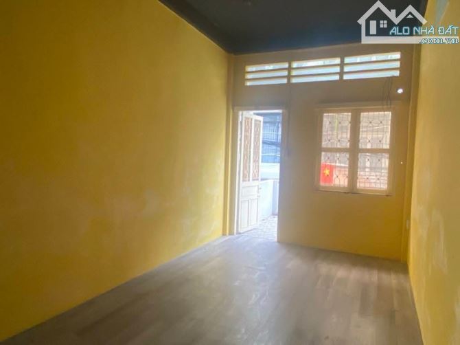 MTKD HẺM XE TẢI ĐẶNG VĂN NGỮ, 3 tầng hoàn công, 3PN, Sân thượng thoáng mát - 2