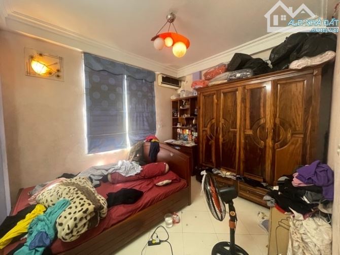 NHÀ DÂN XÂY 4 TẦNG - 4 NGỦ BÁT KHỐI ĐÔNG DƯ -GIÁ CHÀO CHỈ 3.95 TỶ - 2
