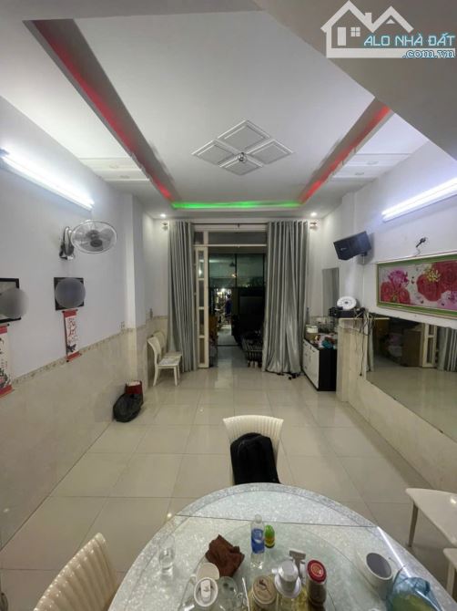 Bán gấp nhà mặt tiền Bùi Quang Là, 4.2 x 26m, 2 tầng, 9.7 tỷ - 2