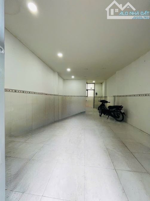 NGUYỄN TIỂU LA – 5 TẦNG BTCT – THU NHẬP 30TR/TH – CHỈ 8.X TỶ - 2