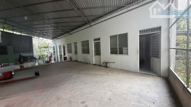 Cho Thuê MB VIP Diện tích lớn 1250m2 - Trung tâm Tp - 2