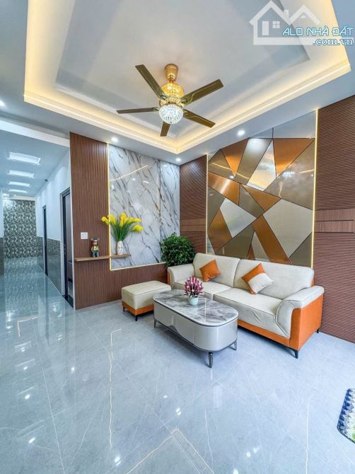 BÁN NHÀ TRỆT FULL NỘI THẤT - HẺM 534 ĐƯỜNG 30/4 THÔNG RA HẺM 169 ĐƯỜNG 3/2 - 2