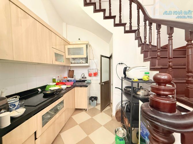 Mặt ngõ thông kinh doanh Đội Cấn, 38m, 5 tầng, giá 13 tỷ - 2