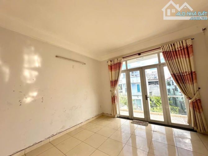 nhĩnh 6 tỷ sở hữu nhà 3 tầng 2 mặt tiền kiệt ô tô Tiểu La, Hòa Cường , Đà Nẵng - 2
