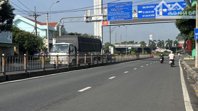 chính chủ kẹt tiền bán 200m2 đất đường hương lộ 2 giáp củ chi sổ hồng 850tr - 2