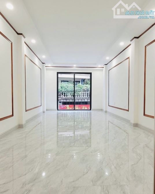 🏠 BÁN NHÀ Trung tâm CẦU GIẤY | NGÕ THÔNG KINH DOANH | Ô TÔ VÀO NHÀ | Dt 50m2 |Mt 4.2m - 2