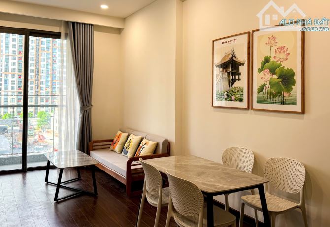 Bán chung cư Vũ Phạm Hàm - Cầu Giấy 135m2 - 3PN- 2WC . Giá 75tr/m2 - 2