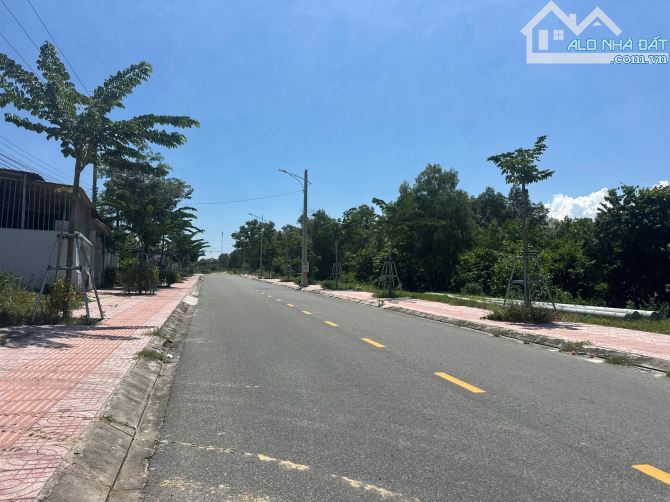 Bán 104m2 đất thổ cư Đường Nguyễn Thượng Hiền, LaGi giá mềm 1.5 tỷ sổ riêng - 2