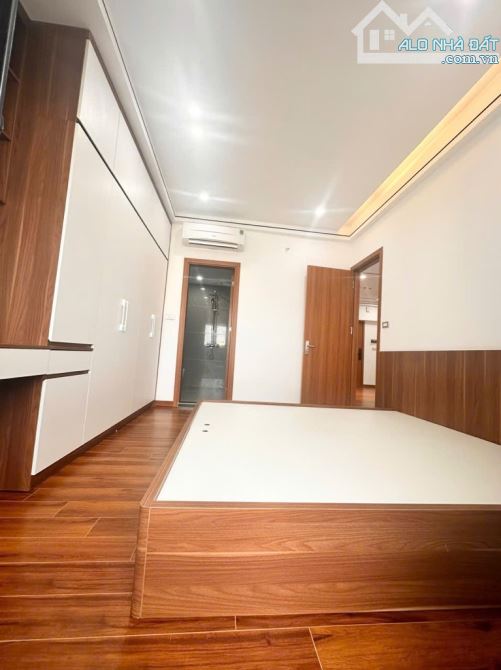 Căn hộ 17T10 Nguyễn Thị Định - 78m2 - Tầng cao- 3N2VS - Sổ đỏ chính chủ - Full nội thất - 2