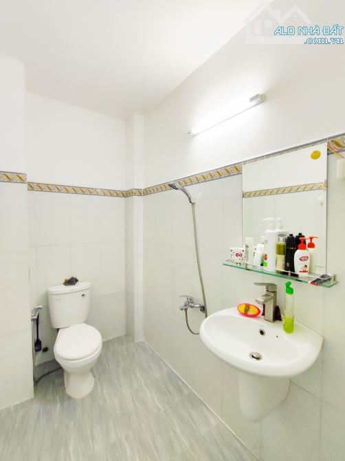Q2, BÌNH TRƯNG TÂY - NHÀ ĐẸP 96M2 (5*19), 4TẦNG - 6PN - GIÁ 9 TỶ99 TLCC - 2