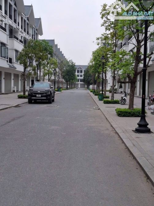LK góc view sông - bãi xe - công năng tuyệt đỉnh - 532m2 sàn - 38.7 tỷ -1 nhà ra đường 3.5 - 2