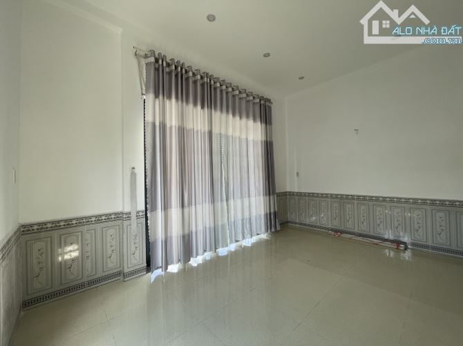 Cần bán nhà 2 tầng 2 mk 5m Tân Hạnh- Hoà Xuân cách quốc lộ 100m - 2