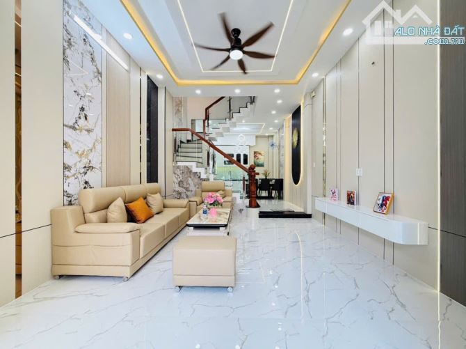 Bán nhà hẻm 5m khu đồng bộ đường Phạm Văn Chiêu, P.14, 4,2 x 13, 4 lầu, 4PN giá 7.55 tỷ tl - 2