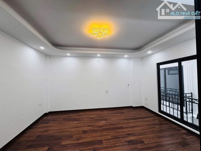 7 TRIỆU 🏡 CHO THUÊ NHÀ NGUYÊN CĂN PHỐ THANH AM – THƯỢNG THANH ✨ Ô TÔ ĐỖ GẦN – 3PN - 2