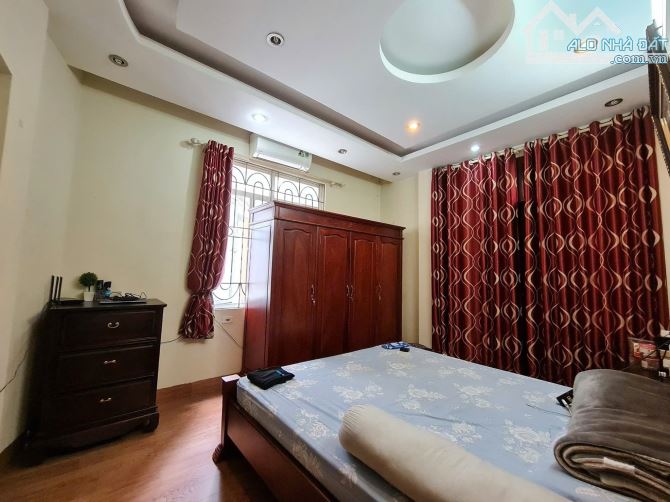 850 Láng - 20m ô tô - 50m2 sẵn nhà 5 tầng chỉ 12,5 tỷ - 2