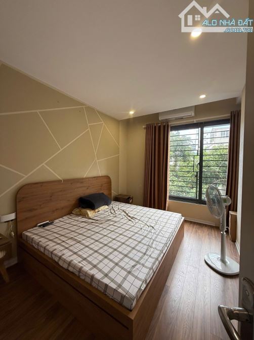 Bán nhà Ngọc Lâm, nhà dân xây, oto đỗ trong nhà, 53m2, 4 tầng, 12 tỷ - 2