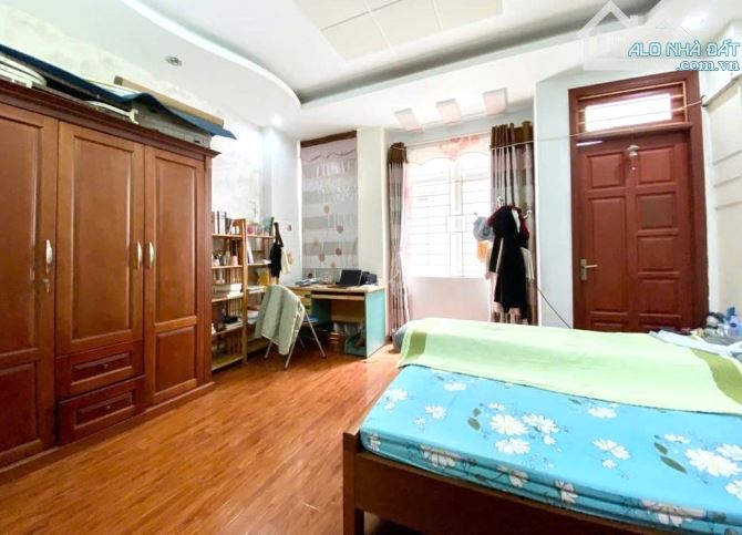 NGÕ THÔNG 5 TẠ ĐỖ CỬA, DÂN XÂY, KINH DOANH - 57M2, MT 4.5M, 13 TỶ HƠN - CẦU GIẤY - 2