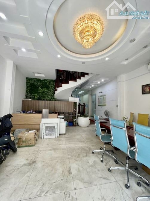 Bán nhà phân lô phố Trần Kim Xuyến - Ô tô tránh - Vỉa hè 75m 5 tầng 36.5 tỷ - 2