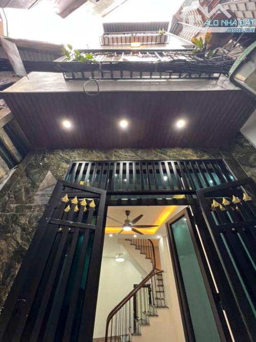 BÁN NHÀ TT ĐỐNG ĐA, 45M2X4T, 6 NGỦ, NHÀ MỚI, GIÁ 9 TỶ, ĐẸP NHẤT Đ.Đ - 2