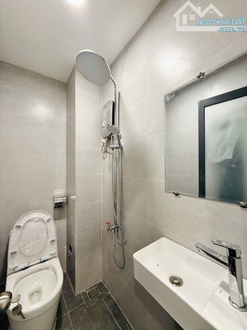 SIÊU PHẨM 3 TẦNG – ĐƯỜNG 59, P.14, GÒ VẤP – Ô TÔ NGỦ TRONG NHÀ – 47M² (4x12) – CHỈ 5.4 TỶ - 2