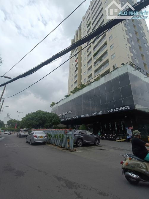 Bán nhà ngay CC Auchan Phạm Văn Đồng, P3, Gò Vấp. DT 4,1x21m, NH 7.1m, 2tấm, HXH 5m, ĐCT 4 - 2