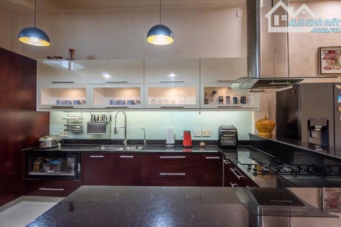 Định Cư Pháp Bán Gấp Nhà Mặt Tiền Thoại Ngọc Hầu, Víp Tân Phú, 155m2, Nhỉnh 19 Tỷ TL. - 2