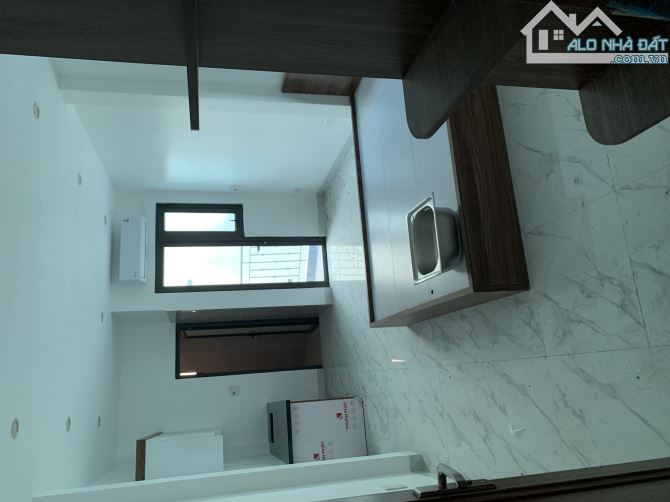 Bán nhà dòng tiền ngõ 136 Cầu Diễn 72m x5T 9pkk full đồ xây mới thang máy giá 12 tỉ - 2