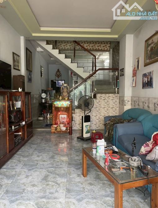 Cần bán gấp nhà MT Nguyễn Minh Không, đang có sẵn 5 phòng trọ cho thuê 10tr/ tháng - 2