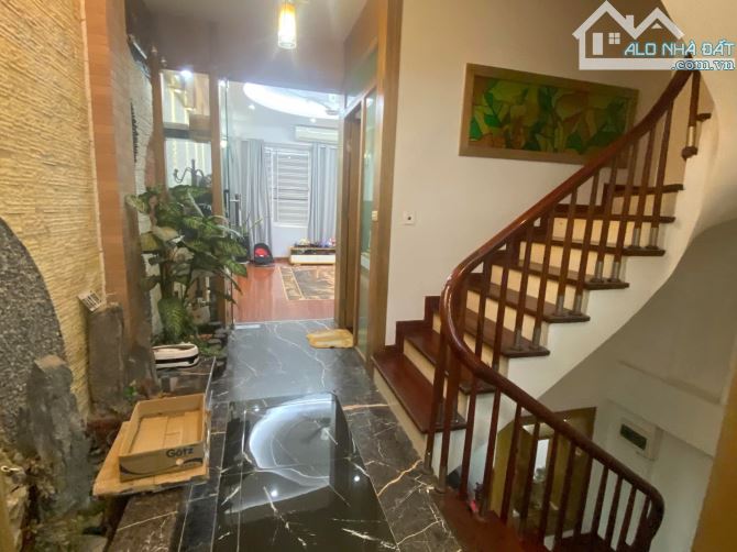 Độc quyền – bán nhà Văn Cao 62m², 5 tầng, ô tô tránh, vỉa hè rộng, giá chuẩn 20,8 tỷ - 2