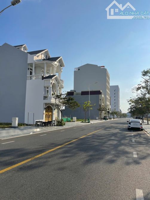 Bán toà nhà 7 tầng 140m2 đất khu Ocean Dunes, phường Phú Thuỷ, Phan Thiết - 2