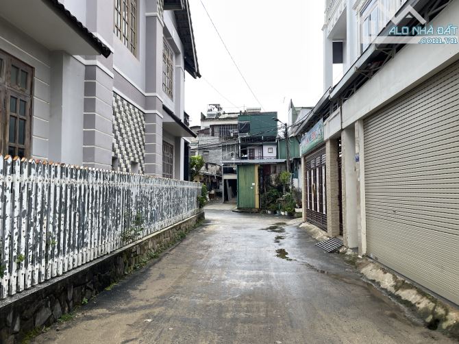Hiếm! Nhà 1 trệt 2 lầu, ngang 6,8m vuông vắn – Phan Chu Trinh, Đà Lạt - 2