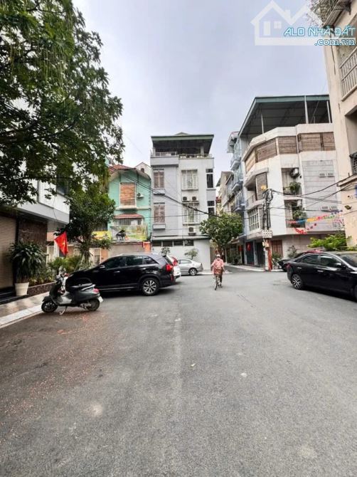 Gia đình bán nhà Trần Bình-Hồ Tùng Mậu, phân lô 3 ôtô tránh, 70m2 MT gần 5m giá 18,5 tỉ - 2