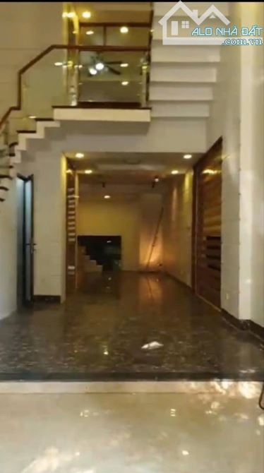 Mặt ngõ to hơn phố, phân lô Pháo Đài Láng, KD, thang máy 85m2, 6 tầng, MT 4,5m, chỉ 25 tỷ - 2