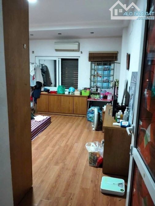 HOÀNG QUỐC VIỆT CẦU GIẤY 50m 5 TẦNG MT 4m 20.5 TỶ MẶT PHỐ VỈA HÈ Ô TÔ KINH DOANH - 2
