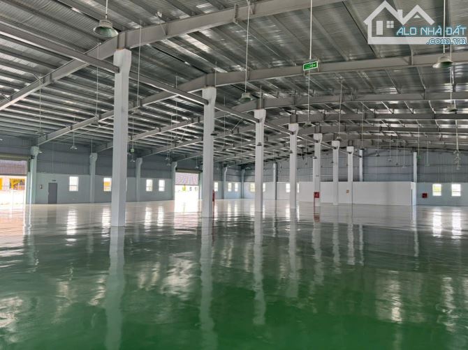 Cho thuê 2000 m2   kho xưởng  giá rẻ kcn Đồng Văn - 2