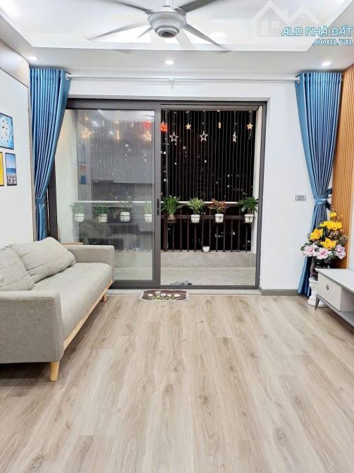 BÁN GẤP CHUNG CƯ VIP1 N2D – LÊ VĂN LƯƠNG, THANH XUÂN. 73M2 – 2PN. 5,28 TỶ - 2