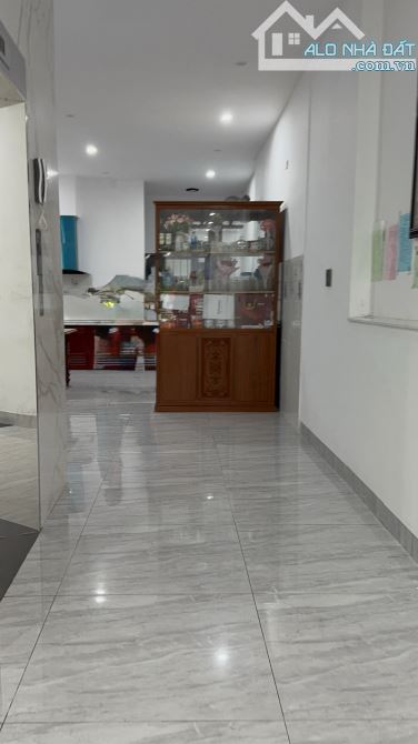 CẦN TIỀN GẢ NHANH HOÀNG TỬ 3 TẦNG THANG MÁY SỊN SÒ- MẶT TIỀN VIP VĂN TIẾN DŨNG_NHỈNH 11 TỶ - 2