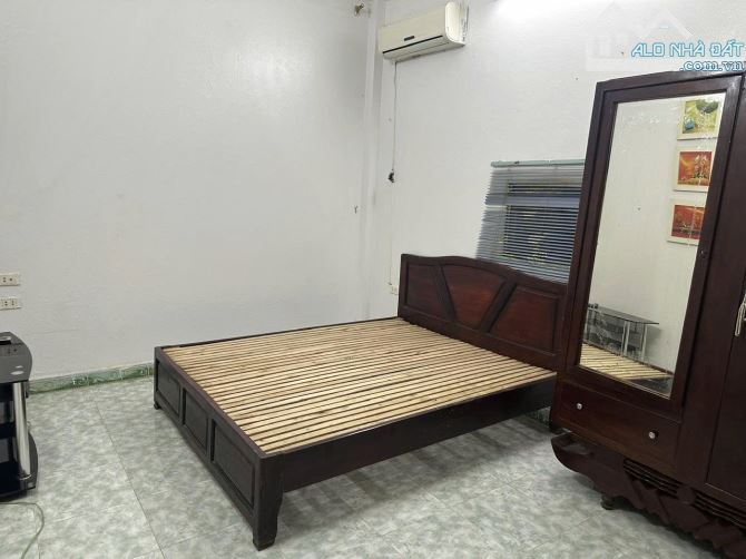 Cho thuê nhà số 20/1 phố Phúc Tân, phường Phúc Tân, quận Hoàn Kiếm, HN. DT 47m x 4 tầng, - 2