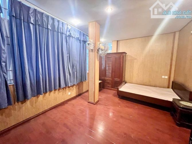 Cho thuê nhà ngõ 189 Thụy Khuê, phường Thuỵ Khuê, Tây Hồ. DT 40m x 4.5 tầng giá 12tr - 2