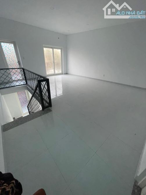 “NHÀ MỚI ĐẸP  LINH TÂY  50.5M2(5❌9M), 2PN-2WC- KHU VỰC VIP GẦN CHỢ THỦ ĐỨC, DÒNG TIỀN 7 TR - 2